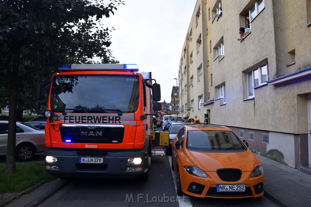 Feuer 1 Koeln Vingst Bambergerstr P12.JPG - Miklos Laubert